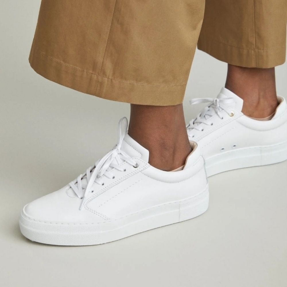 WANT Les Essentiels White Leather Low-Top Sneakers